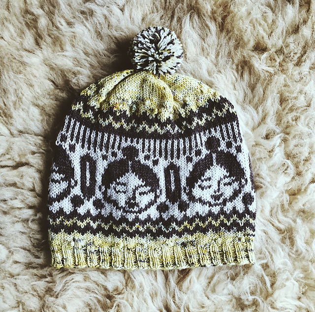Modèle de tuque tricotée Lilou par Caitlin Hunter